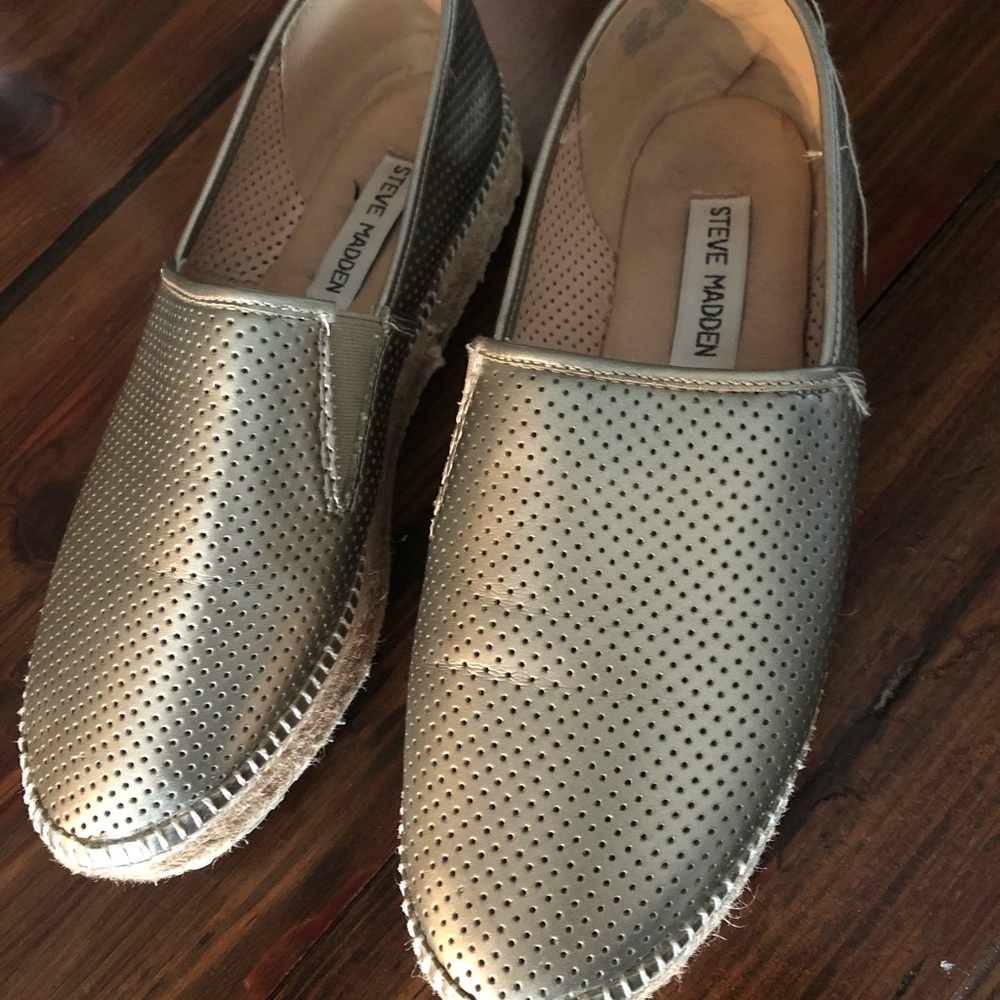 Steve Madden slip on